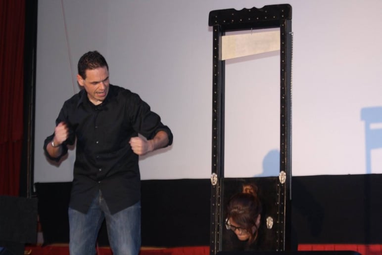 Gallery photo 8 of Pete G. Magic