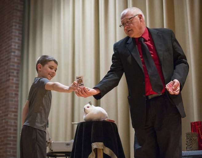 Gallery photo 1 of Pete Jackson's Magic To Go