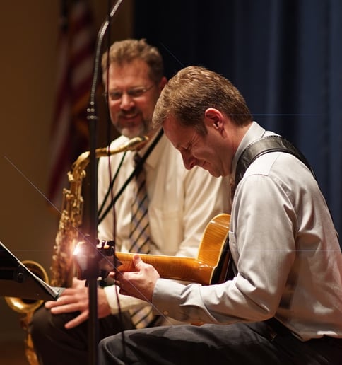 Gallery photo 3 of Pete Smyser - solo guitar, duos and ensembles
