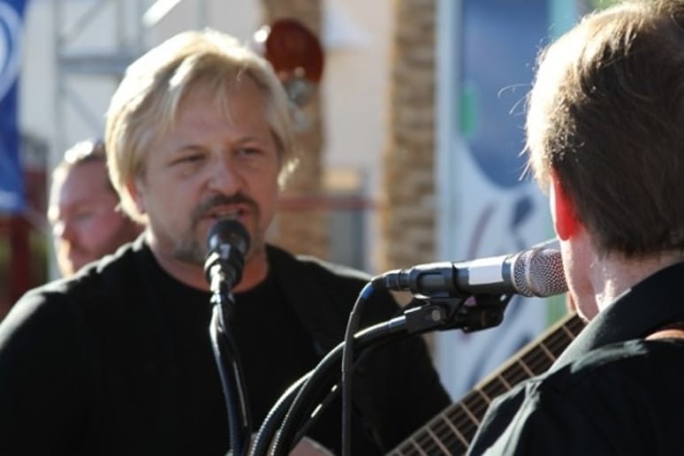 Gallery photo 2 of Peter Paul and Mary "Now"