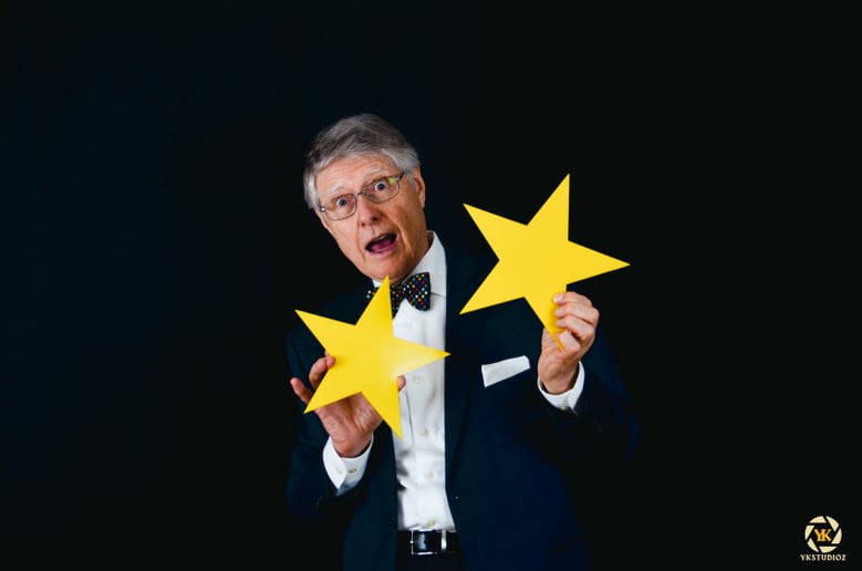Gallery photo 1 of Peter Rooke - Fun Magic Shows