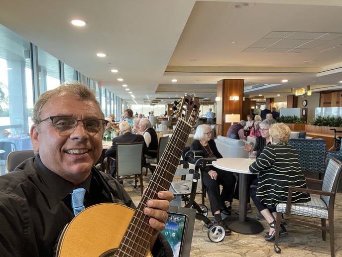 Gallery photo 7 of Peter Simms - Guitarist