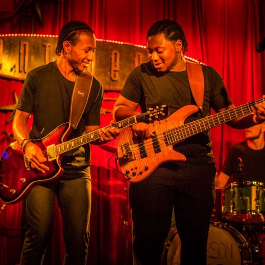 Gallery photo 1 of Peterson Brothers Band
