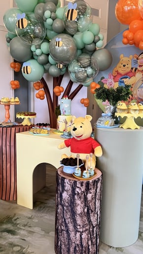 Gallery photo 9 of Petit party decorations