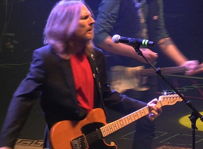 Gallery photo 3 of Petty Or Not