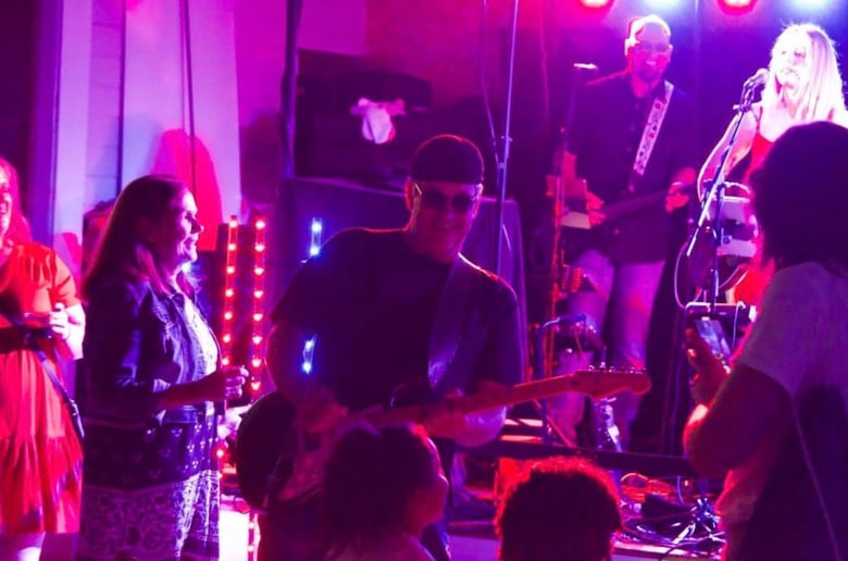 Gallery photo 11 of Petty Thieves