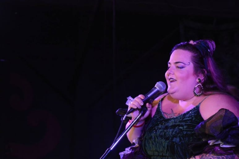 Gallery photo 5 of Phat Man Dee