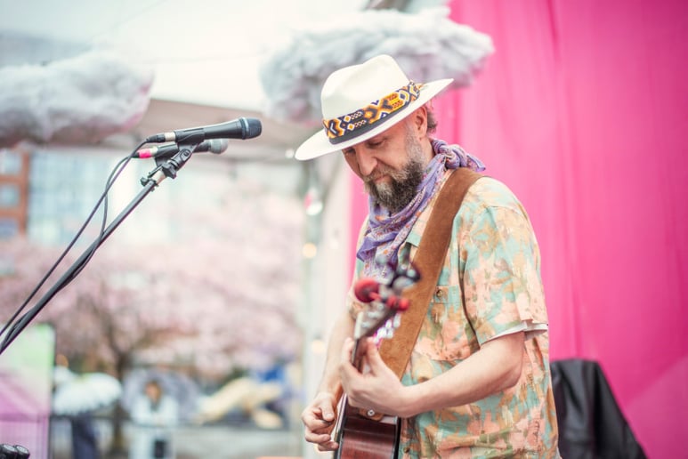 Gallery photo 2 of Phil Puxley & the Truth