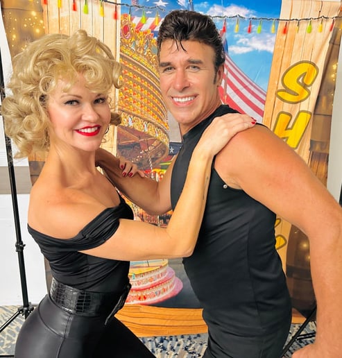 Gallery photo 9 of John Travolta Impersonator / Lookalike