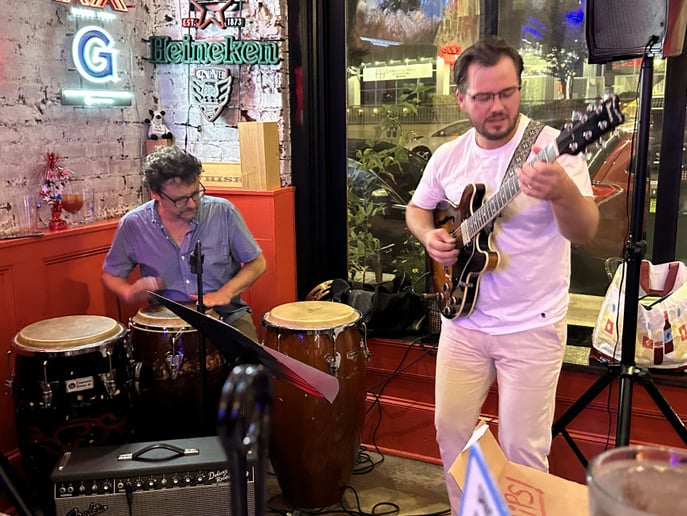 Gallery photo 9 of Strummin & Drummin—Dynamic Duos