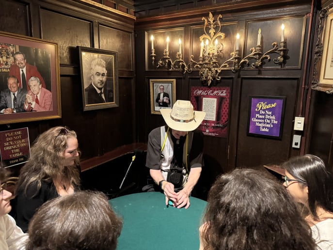 Gallery photo 6 of Comedian Magician El Ropo