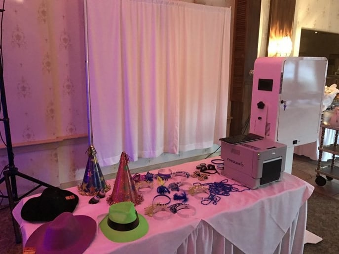 Gallery photo 8 of Photo Booth by Joey B