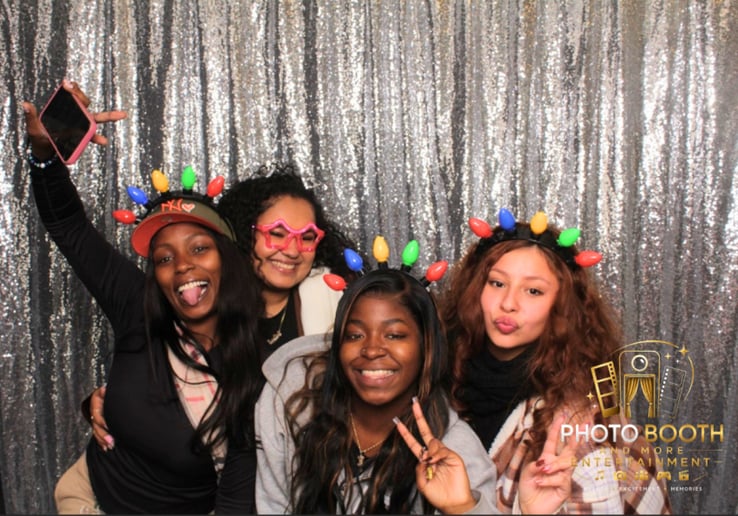 Gallery photo 2 of Photo Booth & More Ent.