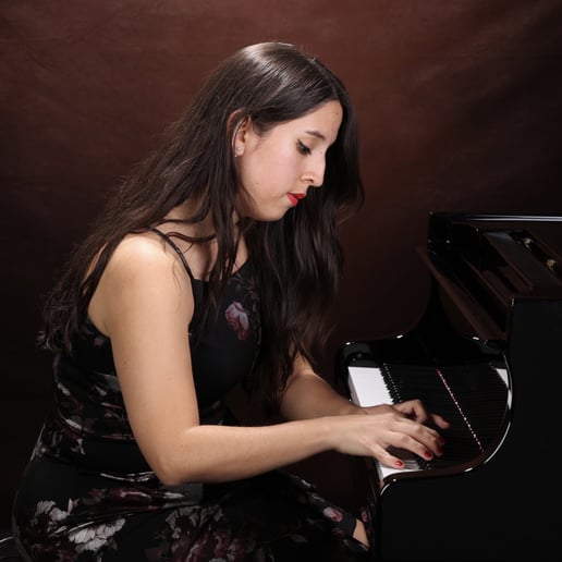 Gallery photo 4 of Pianist/Keyboardist Angelita Berdiales