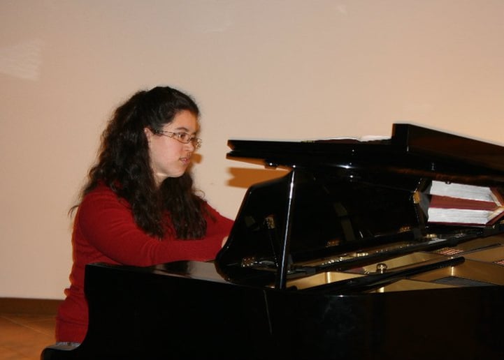 Gallery photo 1 of Pianist for Hire