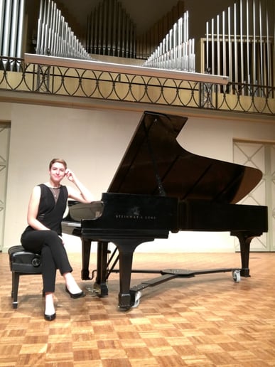 Gallery photo 1 of Pianist for Special Events