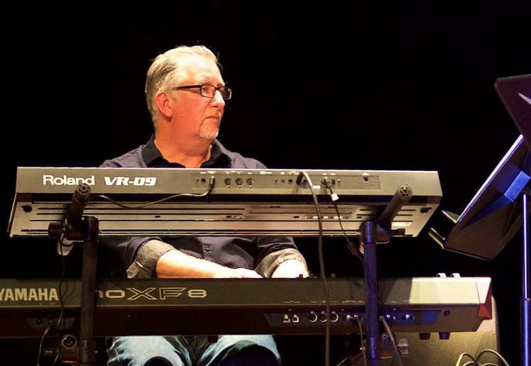 Gallery photo 4 of Pianist, Max Leake
