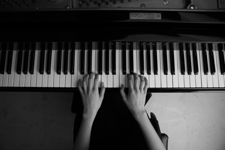 Gallery photo 1 of Mideum Chung - Pianist