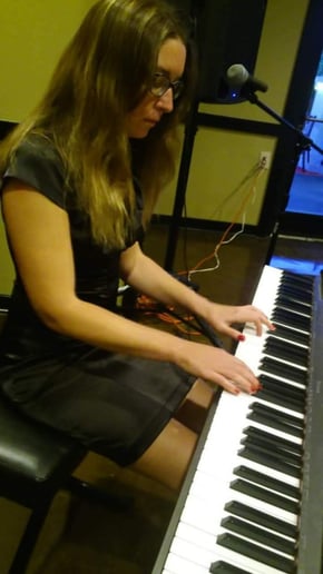 Gallery photo 2 of Piano Entertainment by Yana Sorokina