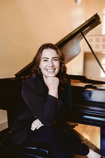 Gallery photo 5 of Kari Kaps - Pianist
