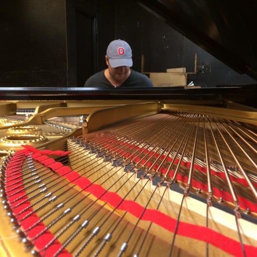 Gallery photo 2 of Piano Maniacs Dueling Pianos