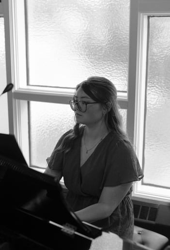 Gallery photo 5 of Isabel Song Piano