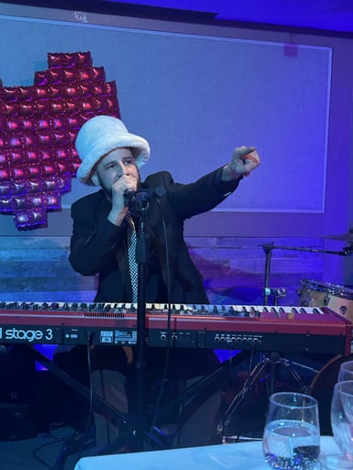 Gallery photo 4 of Piano Pete