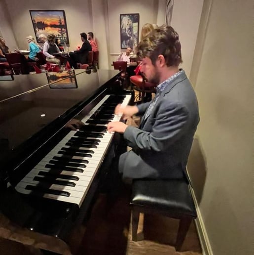 Gallery photo 1 of Jazz Pianist and Friends