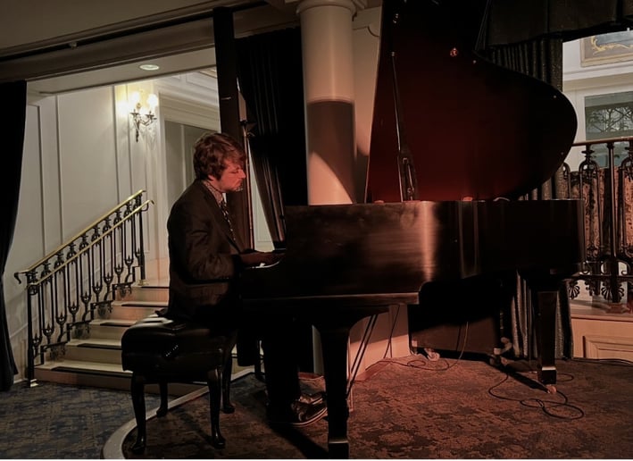 Gallery photo 5 of Jazz Pianist and Friends