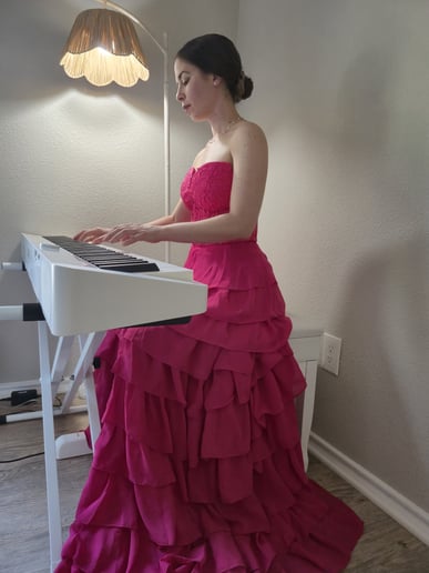 Gallery photo 4 of Cynthia PianoVibes