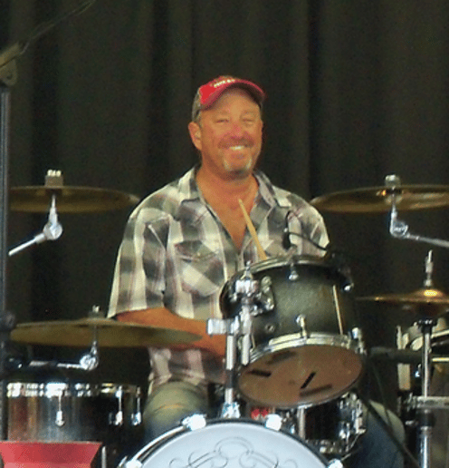 Gallery photo 5 of Pickleback Shine
