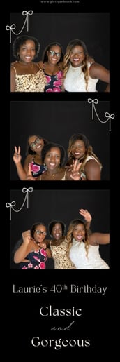 Gallery photo 11 of Pictique Photobooth