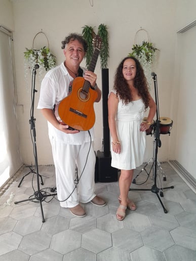 Gallery photo 5 of Piedra Fina Band
