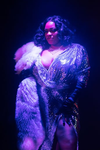 Gallery photo 2 of Susie Dahl: Pin-up Model & Burlesque Performer