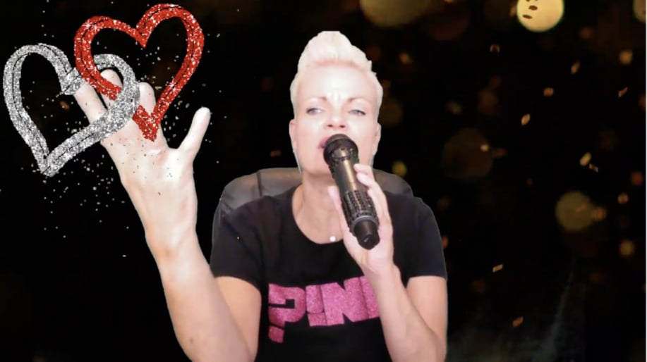 Gallery photo 8 of Pink Lookalike Performer