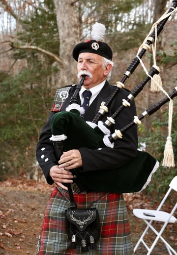 Gallery photo 6 of Pipe Major Michael Waters