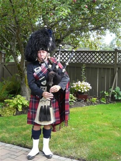 Gallery photo 1 of Piper Barney