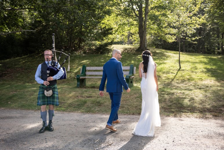 Gallery photo 2 of Andrew Osborne - Halifax Bagpiper