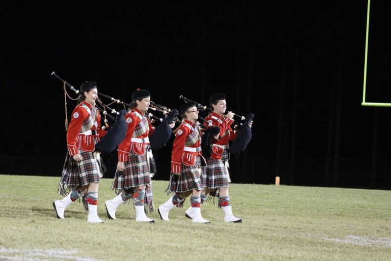 Gallery photo 5 of Piping by Gabriella