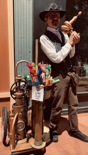 Gallery photo 2 of Pirate Balloon Arts