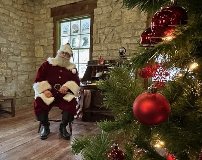 Gallery photo 16 of Santa’s Work Shop KC