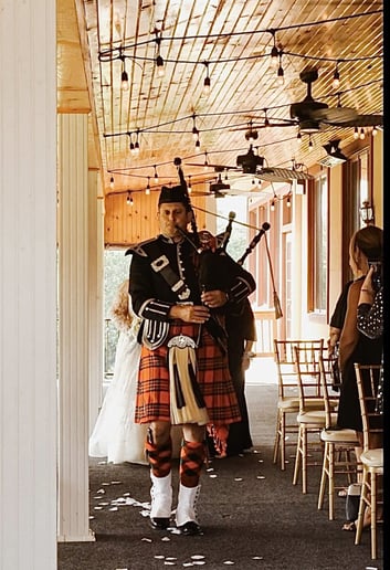 Gallery photo 2 of Pittsburgh Funeral & Memorial Bagpiper