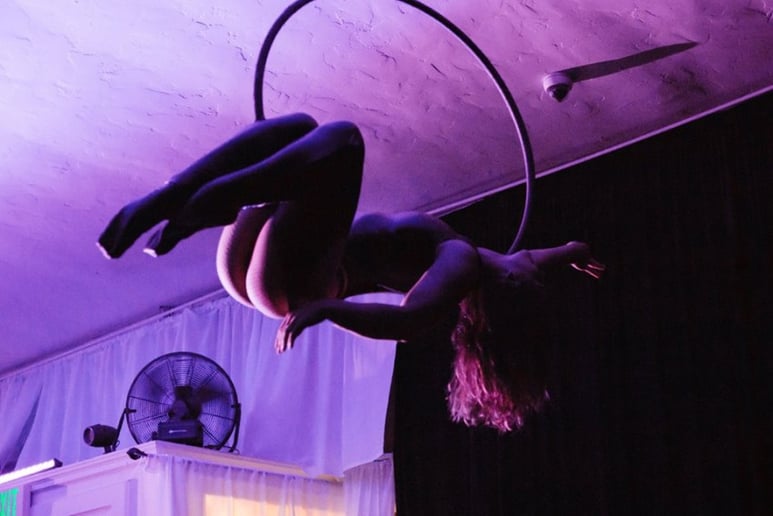 Gallery photo 5 of Pixie Stixx Burlesque