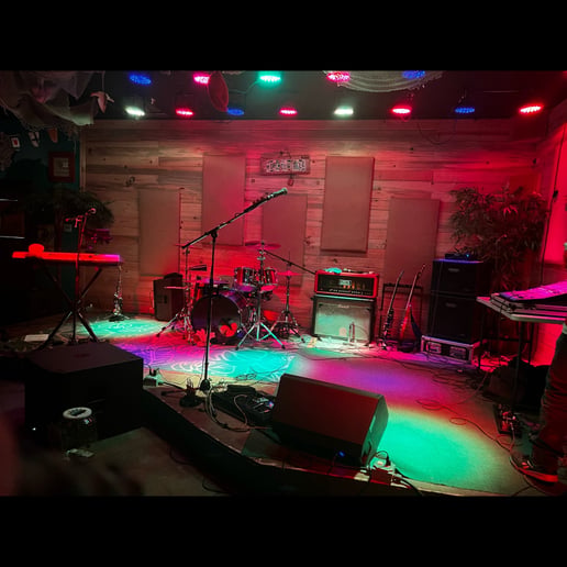 Gallery photo 2 of Playback