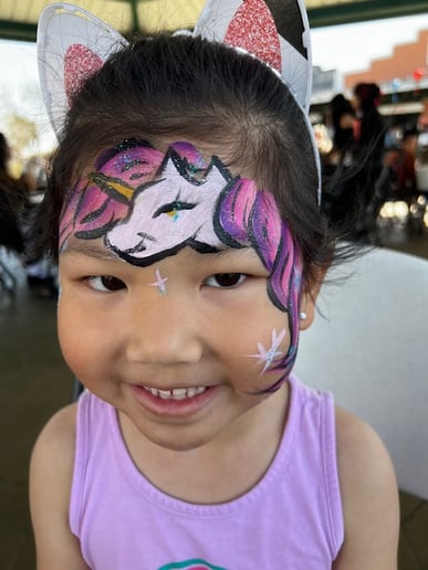 Gallery photo 10 of Playful Portrait