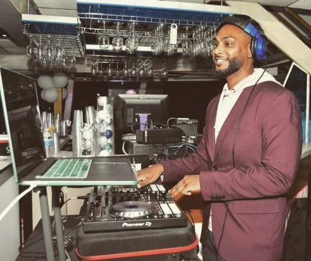 Gallery photo 1 of DJ PURESTAX