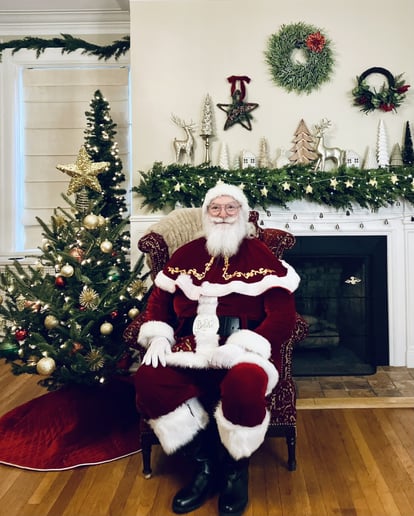 Gallery photo 5 of Pocono Santa Encounter