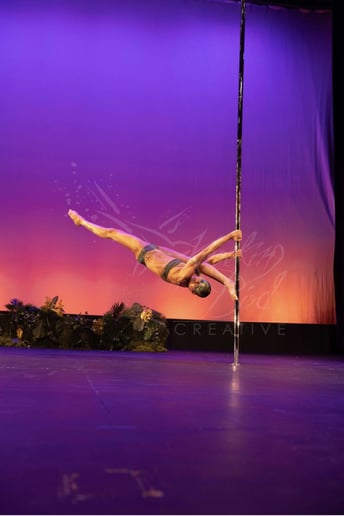 Gallery photo 3 of Lisel B
