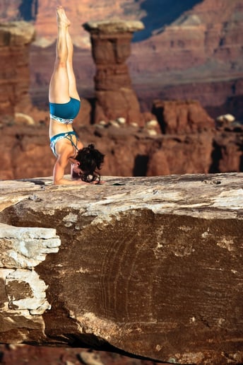 Gallery photo 3 of Pole Dance Artist