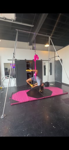 Gallery photo 2 of Pole/A-Frame Rental